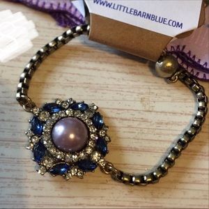 Gorgeous Antique Style Bracelet